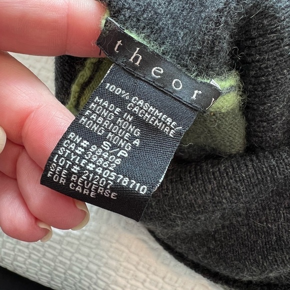 THEORY Striped Cashmere Sweater - Picture 5 of 11